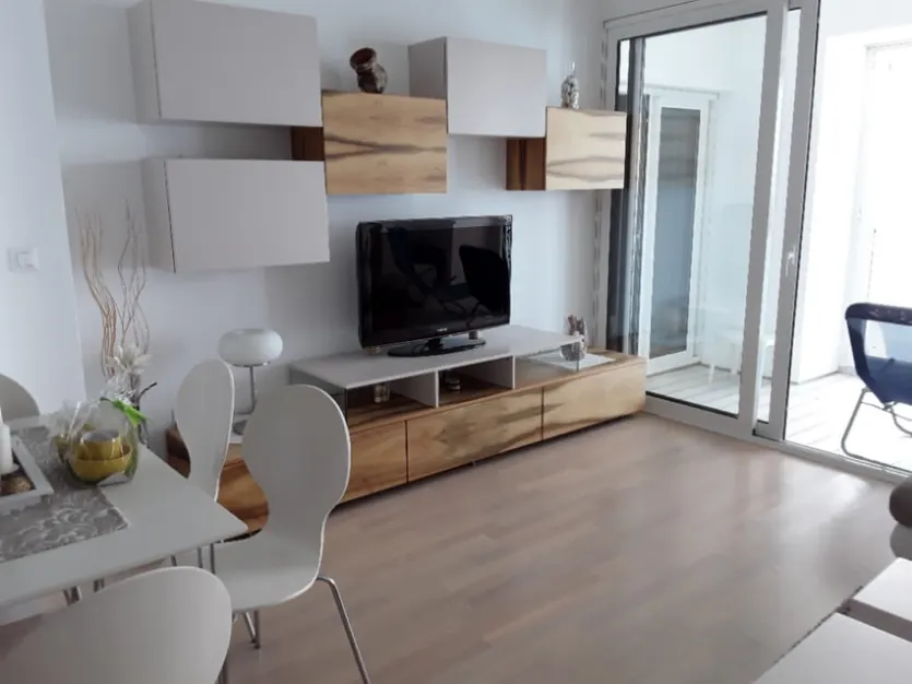 Moderan Apartman na Odličnoj Lokaciji u Opatiji – slika 4