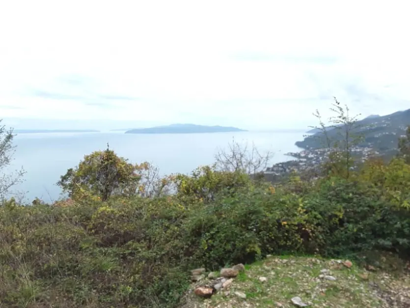 Zemljište na Moru s Prekrasnim Pogledom – slika 4
